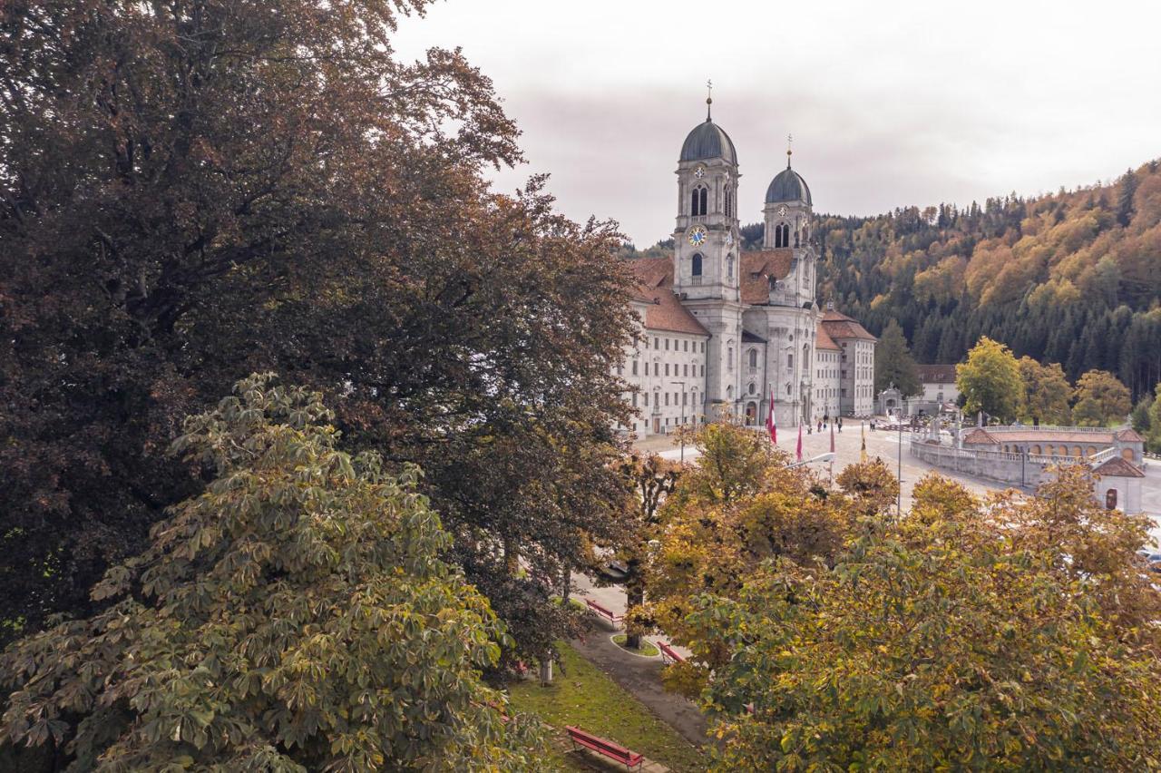 Hotel Drei Koenige ไอน์ซีเดิล์น ภายนอก รูปภาพ